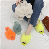 WOMEN FASHION SLIPPERS