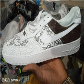 Quality Unisex Snickers