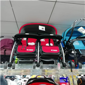 DOUBLE CARRIAGE BABY SITTER