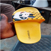 CLASSY UNISEX RUBBER SLIDER SLIPPERS