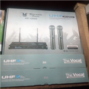 PROFESSIONAL WIRELESS MICROPHONE