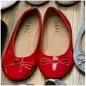 LADIES FLAT SHOES