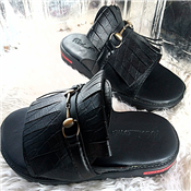 Designer men's fashion Pam slippers.