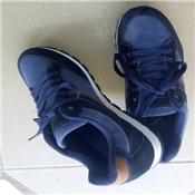 MEN'S BLACK CANVAS WITH WHITE SOLE