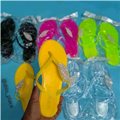Fashionable Rubber Slippers