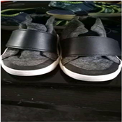CHILDREN'S SHOE