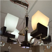 DROPPING LIGHT CHANDALIER