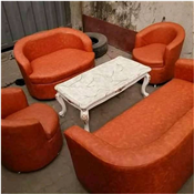 SET OF CUSHION WITH CENTER TABLE