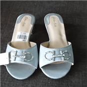 WOMEN FASHIONABLE LOW HEEL SLIPPERS