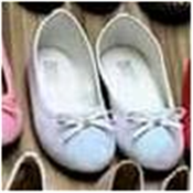 LADIES FLAT SHOES