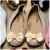 LADIES FLAT SHOES