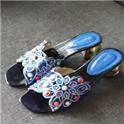 WOMEN FASHIONABLE LOW HEEL SLIPPERS
