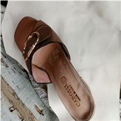 Ladies Fashion Mid Heel Shoes