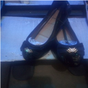 FLAT SHOES
