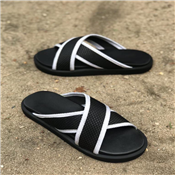 CROSS SLIDE SLIPPER