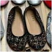 LADIES FLAT SHOES