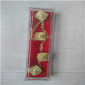 Designer Chain Button
