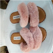 Ladies slippers