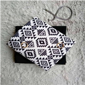  Plain And Pattern Material-, 4 Yards