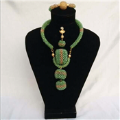 FASHION GREEN BEAD