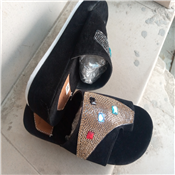 Ladies flat slippers 