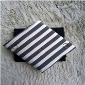  Plain And Pattern Material-, 4 Yards